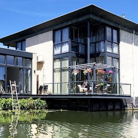 Prachtig Guesthouse Aan Het Water Алмере Екстериор снимка
